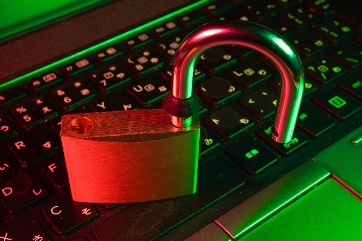 Bar chart showing phishing attacks increased by 38% in 2023 according to APWG; 90% of breaches start with phishing per CISA.